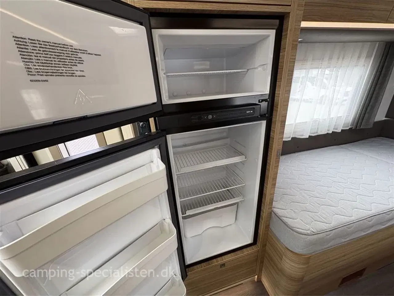 Billede 12 - 2019 - Adria Sonic Plus I700   Adria Sonic Plus I 700 DLT 2019 - Alde varme - Se den nu hos Camping-Specialisten.dk