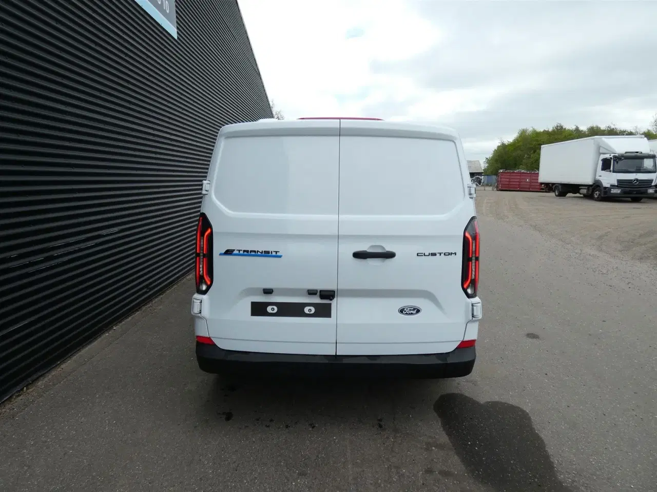 Billede 6 - Ford E-Transit Custom 320 L2H1 EL Trend 136HK Van Aut.