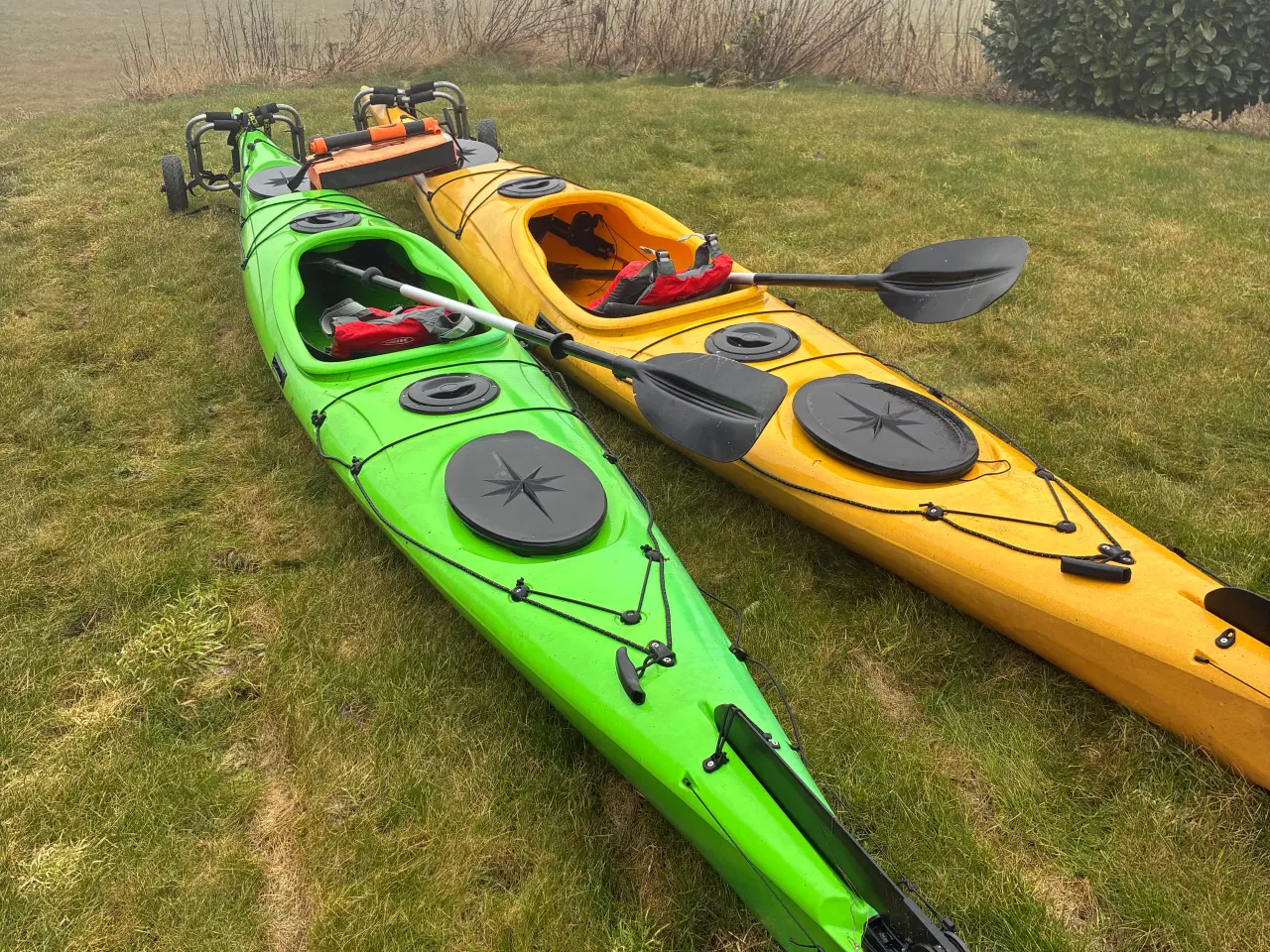 Billede 5 - 2 stk. havkajakker med alt tilbehør