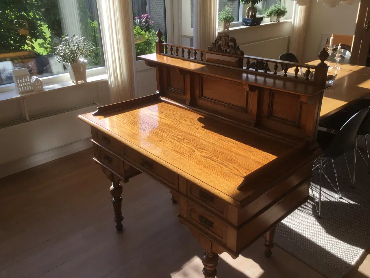 Billede 2 - Skrivebord /sekretær