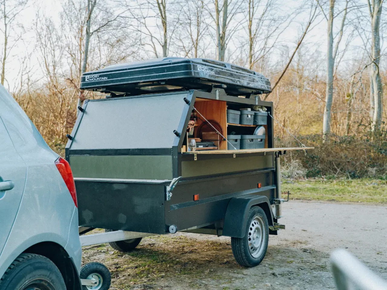 Billede 3 - Trailer med Moby Mountain Peak XL Tagtelt