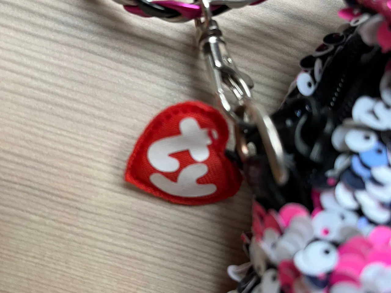 Billede 4 - TY taske med pailletter