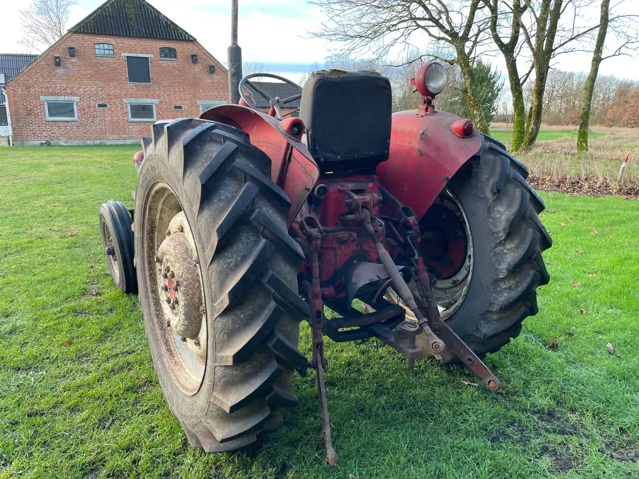 Billede 4 - International B 414 diesel traktor