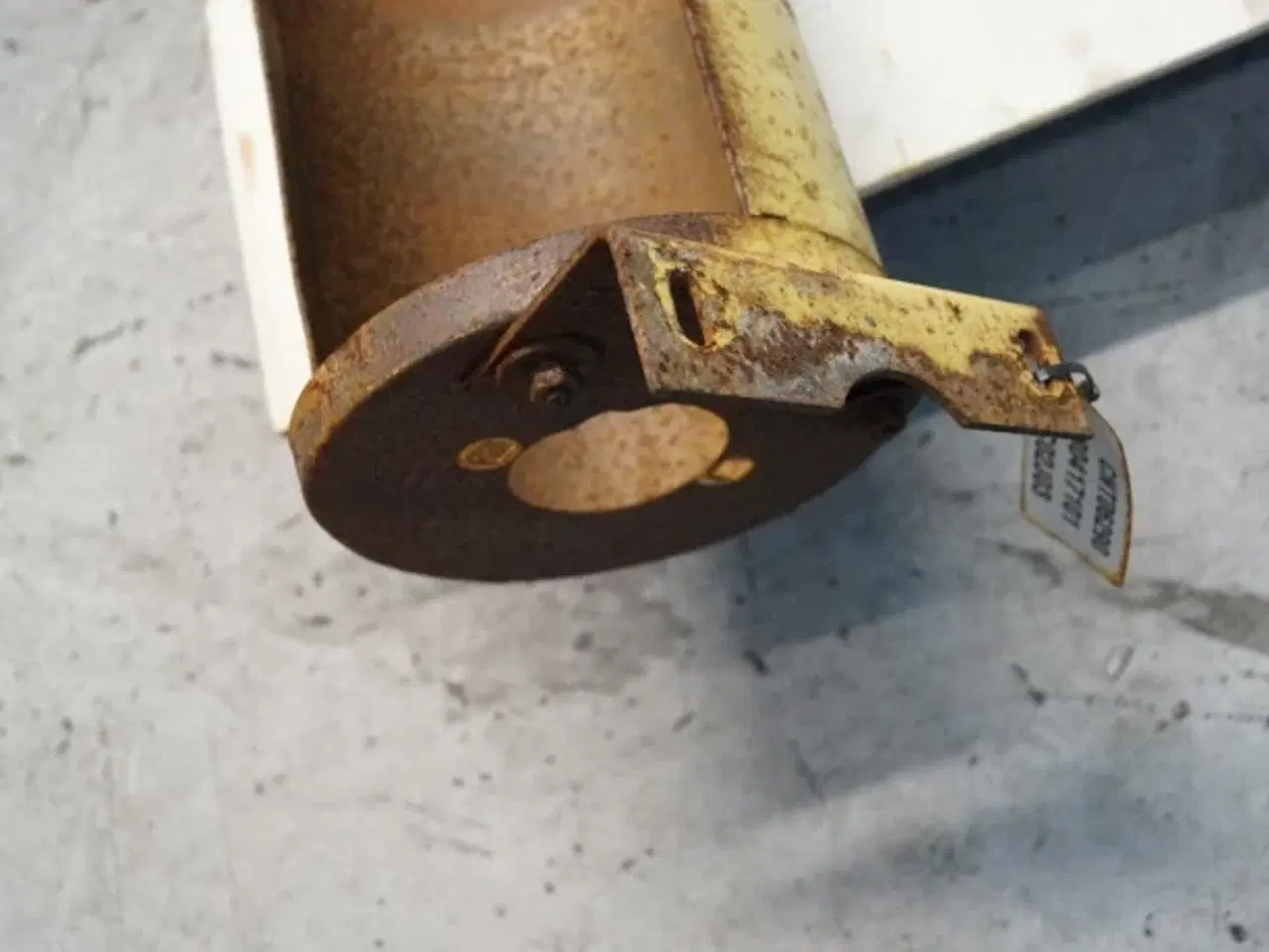 Billede 15 - New Holland 1530 Returrør 80417101