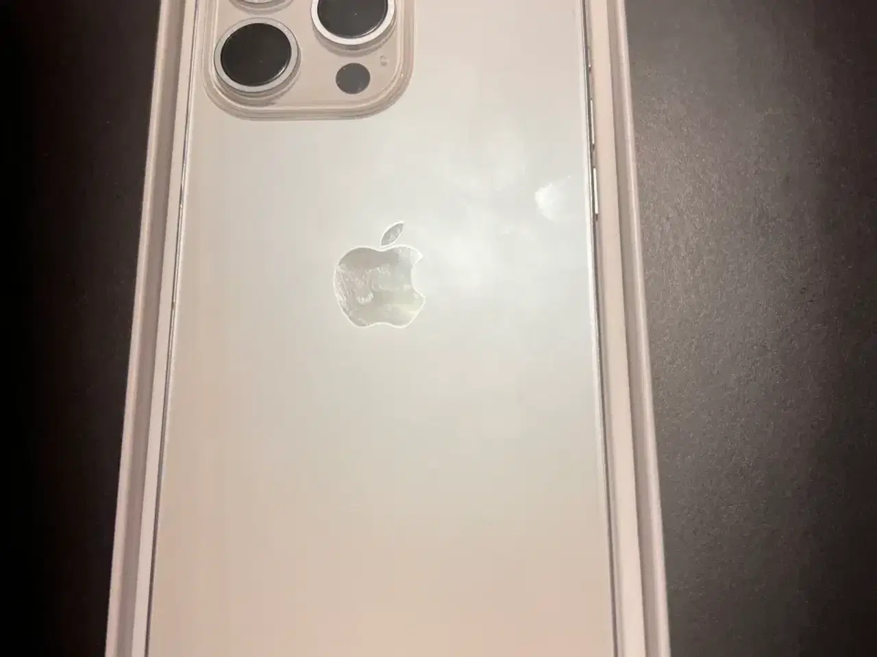 Billede 1 - Købes Andriod 15 Pro Max NY / Nyere IKKE Apple Iph