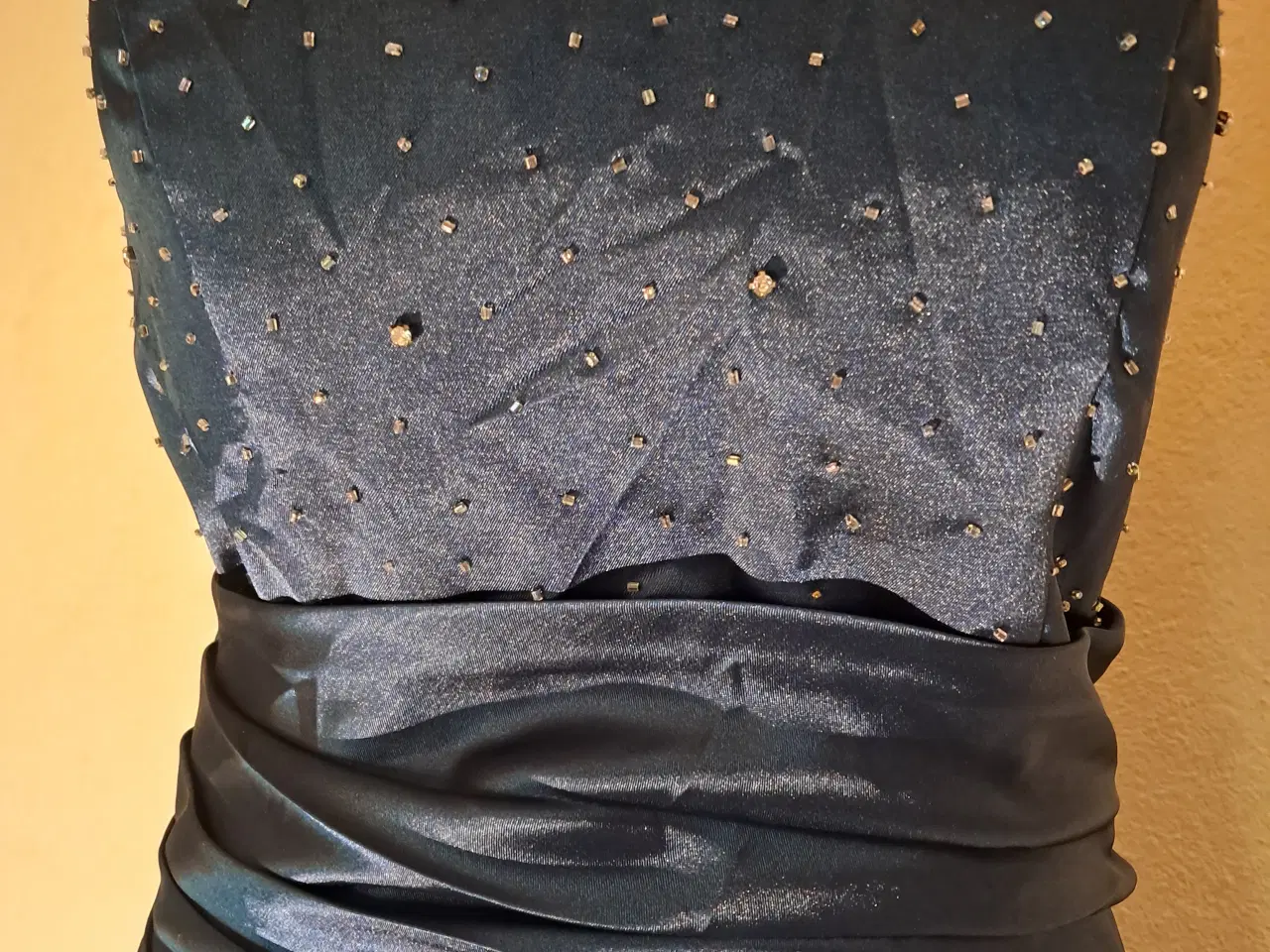 Billede 5 - Luxux str. 38 Gallakjole