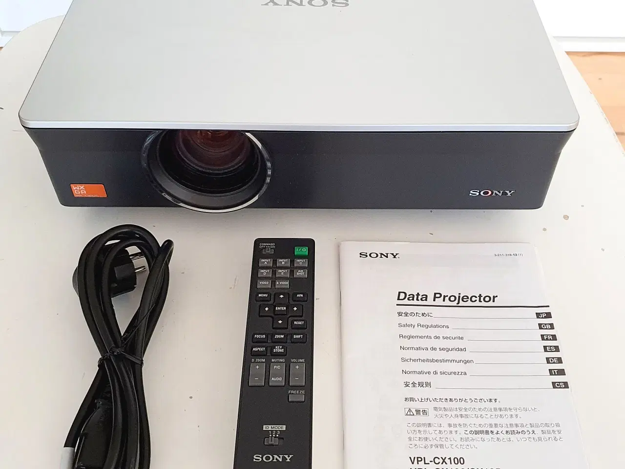 Billede 1 - Sony VPL-CW125 LCD Multimedia projektor