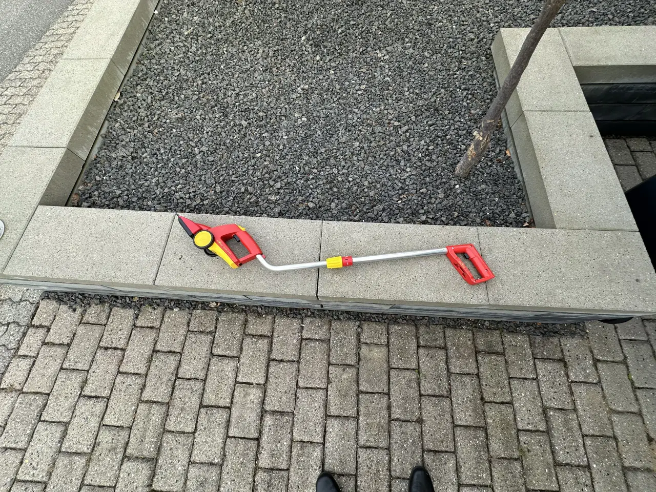 Billede 5 - WOLF-Garten trådløs plænesaks