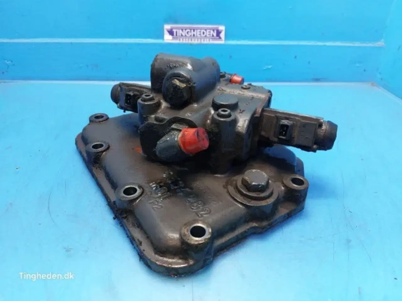 Billede 13 - Massey Ferguson 3060 Trykventil 3615802M1
