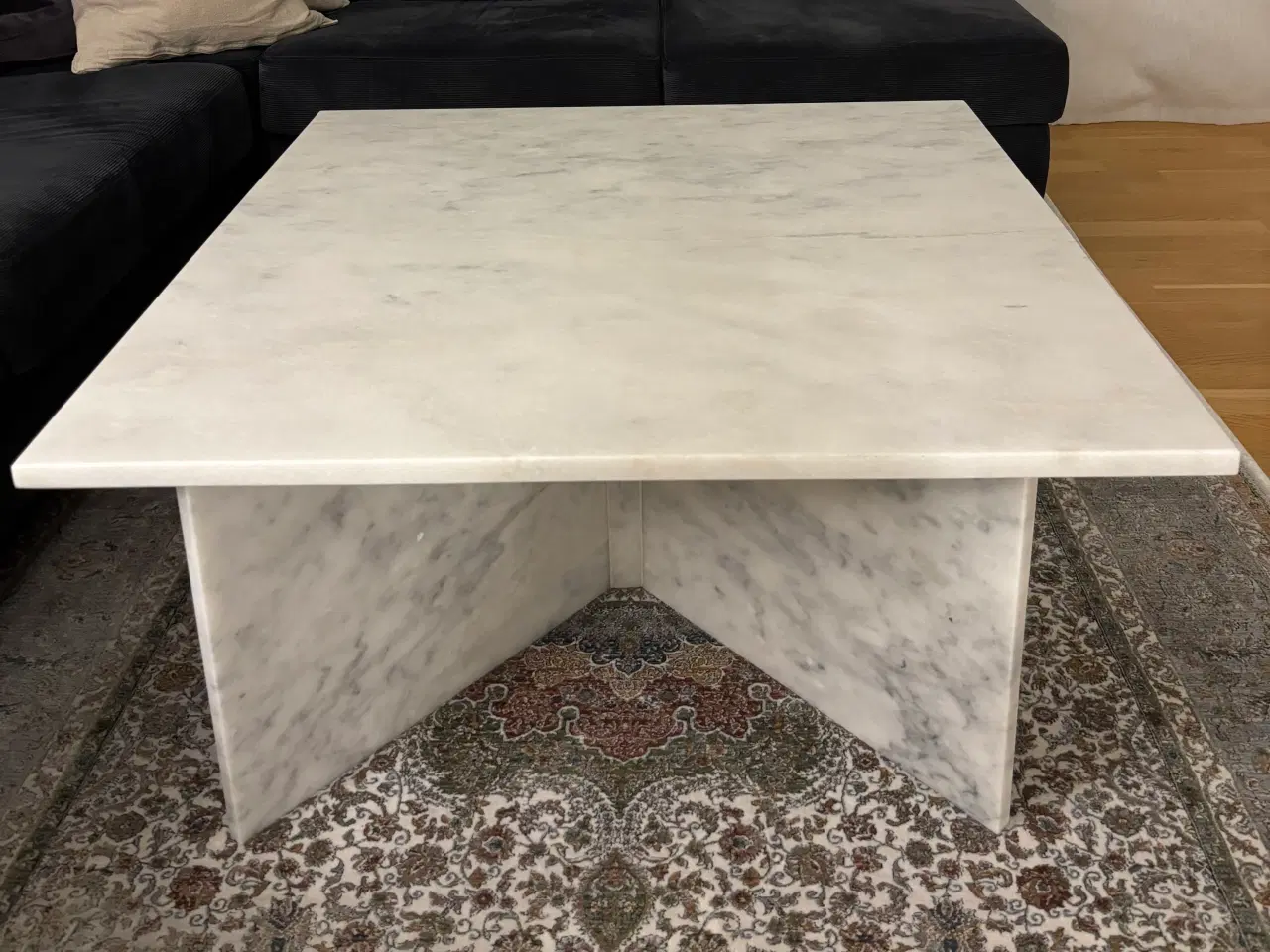 Billede 1 - Hvid marmorbord 90x90