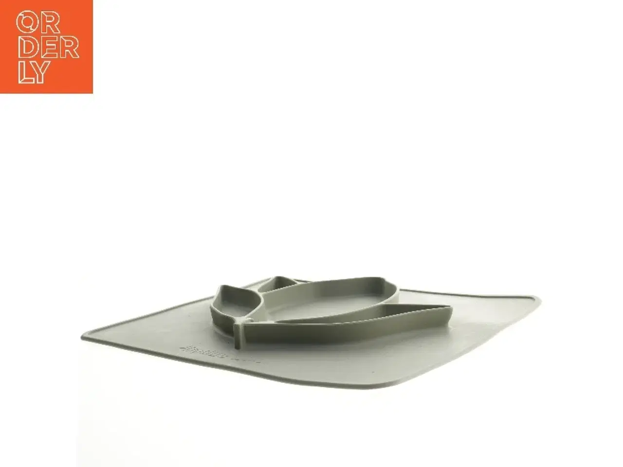 Billede 3 - Silikone serveringsfad til små børn fra Konges Sløjd (str. 37 x 28 cm)