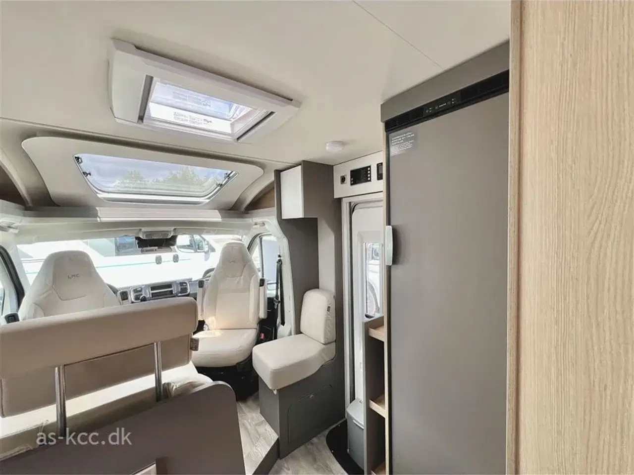 Billede 17 - 2025 - LMC Tourer T660 G   Ny LMC  T660 G Tourer 70 års jubilæums model  Automat gear og fartpilot.