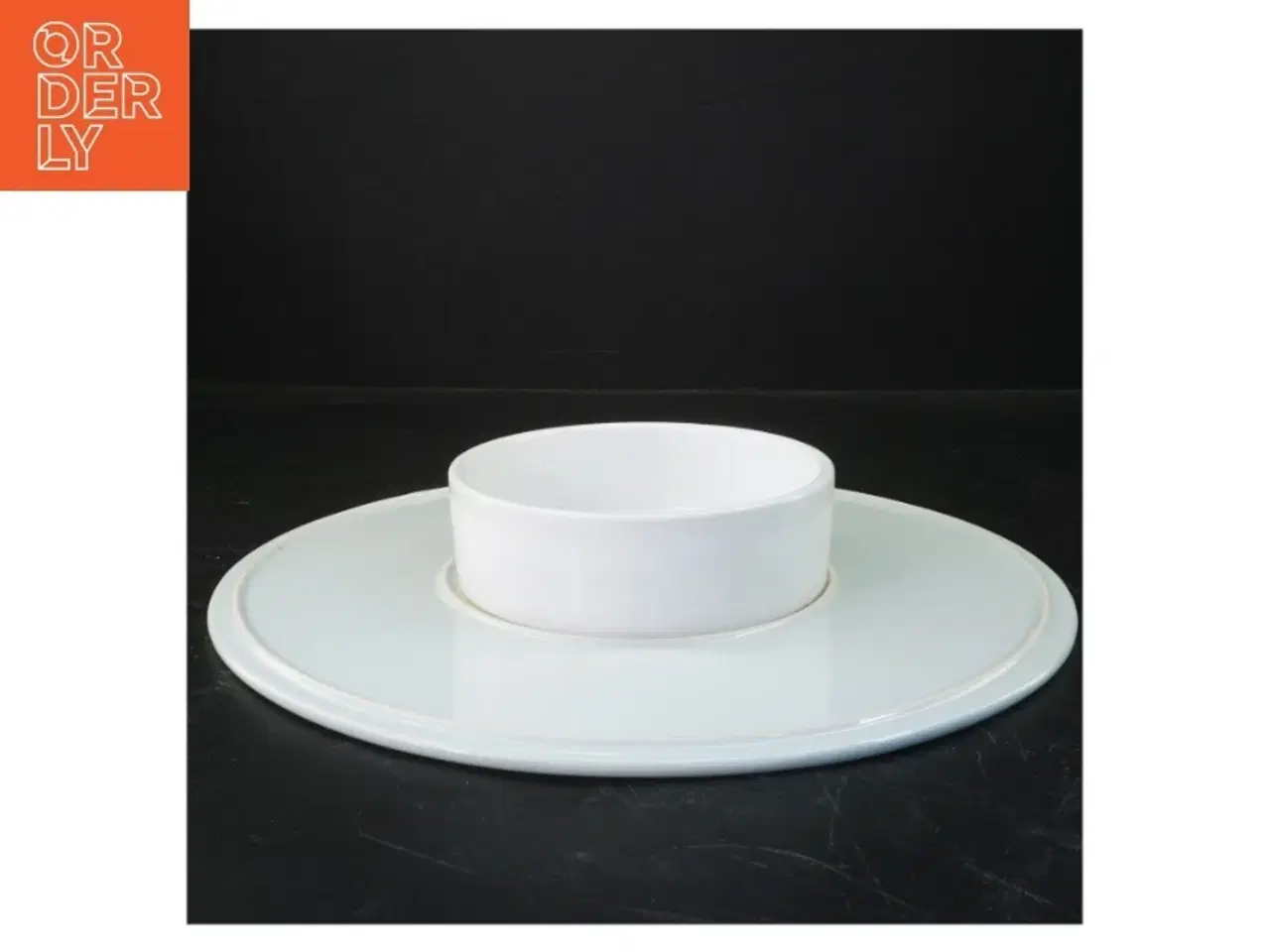 Billede 1 - Rund serveringsbakke fra Stelton (str. Ø 32 cm)