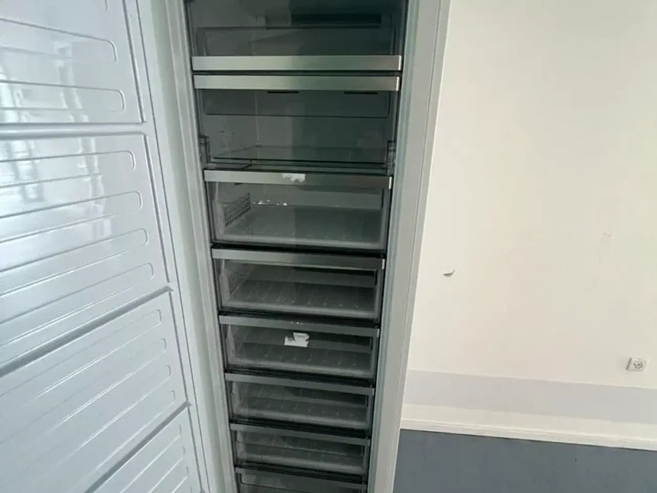 Billede 4 - Fryseskab GRUNDIG F60312NE