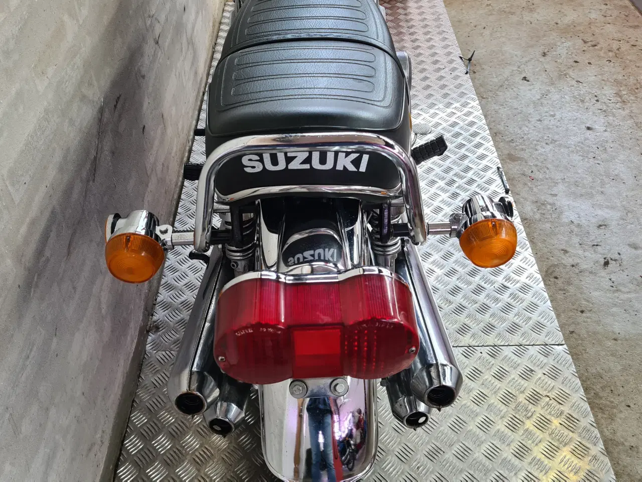 Billede 14 - Suzuki GT 380 Årg 1974
