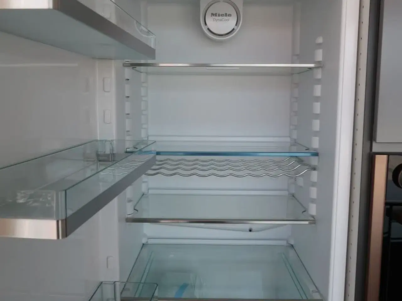 Billede 2 - Miele KFN 37432 iD integrerbart køle-fryseskab