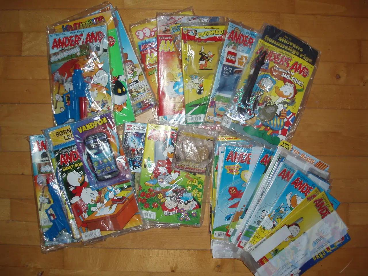 Billede 1 - Uåbnet Anders And & Co blade