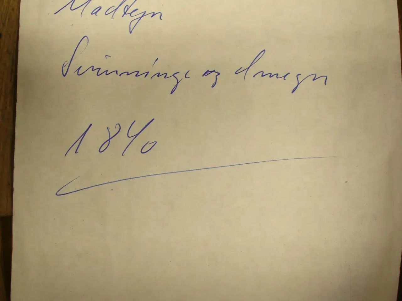 Billede 4 - Antik Mad-tejn.