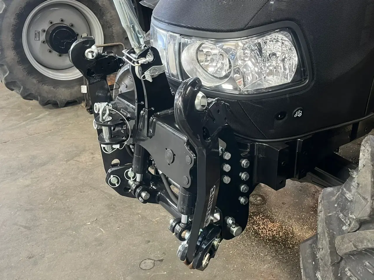 Billede 16 - Sauter Til CASEIH Vi kan levere frontlifte til din CaseIH traktor.