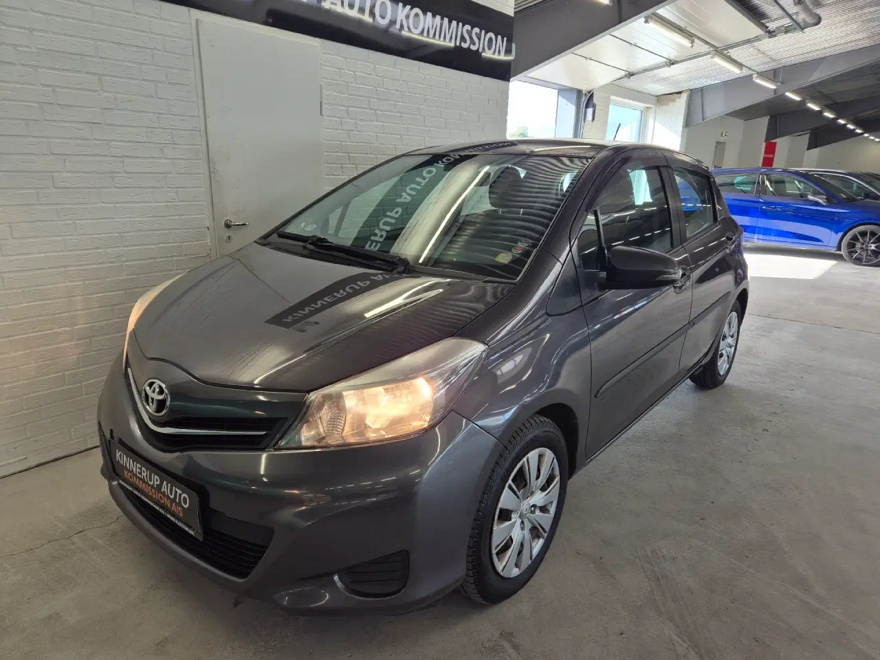 Billede 2 - Toyota Yaris 1,3 CVT 99HK 5d Aut.