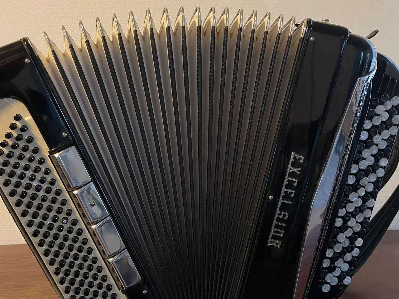 Billede 1 - Excelsior Model 610 knap-harmonika. Made in Italy