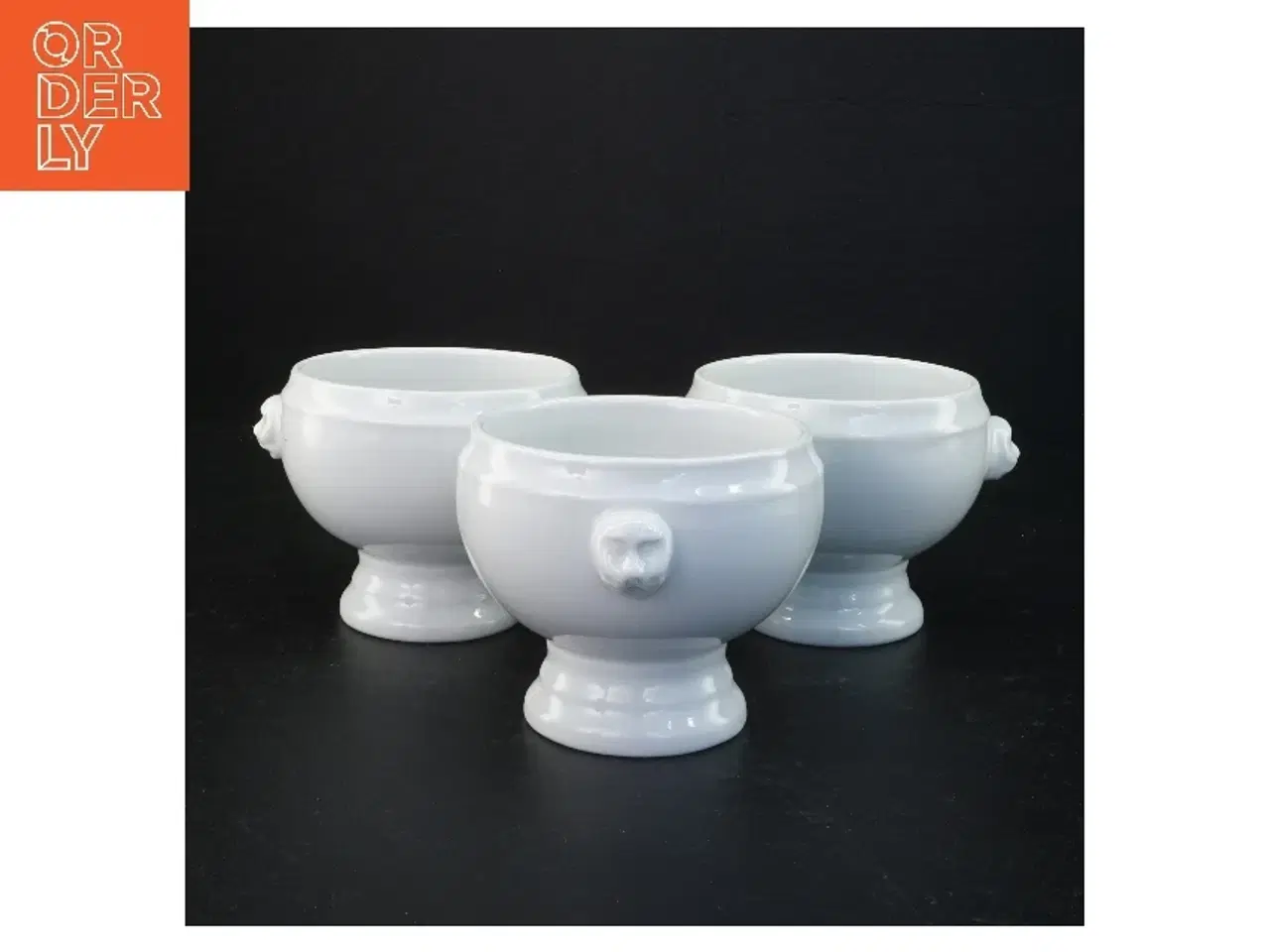 Billede 1 - Hvide porcelænsskåle med håndtag (str. 9,5 x 14 x 12 cm)