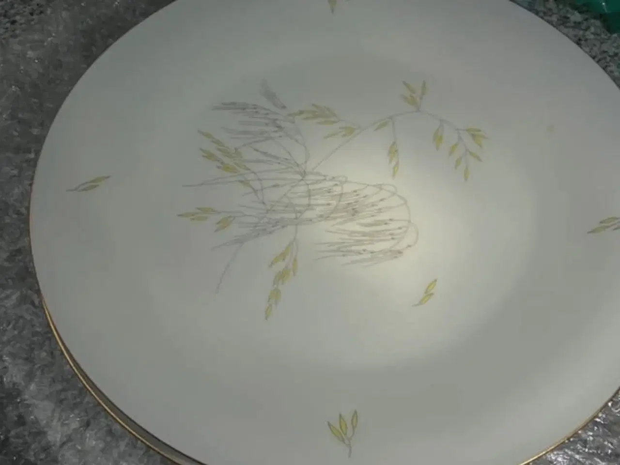 Billede 4 - Tallerkener