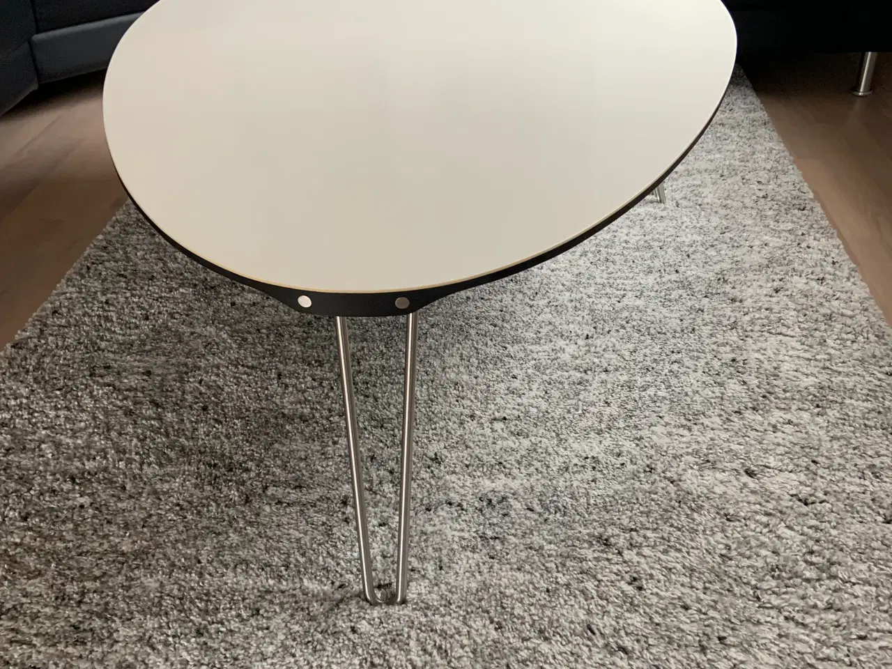 Billede 3 - Sofabord i Corian 