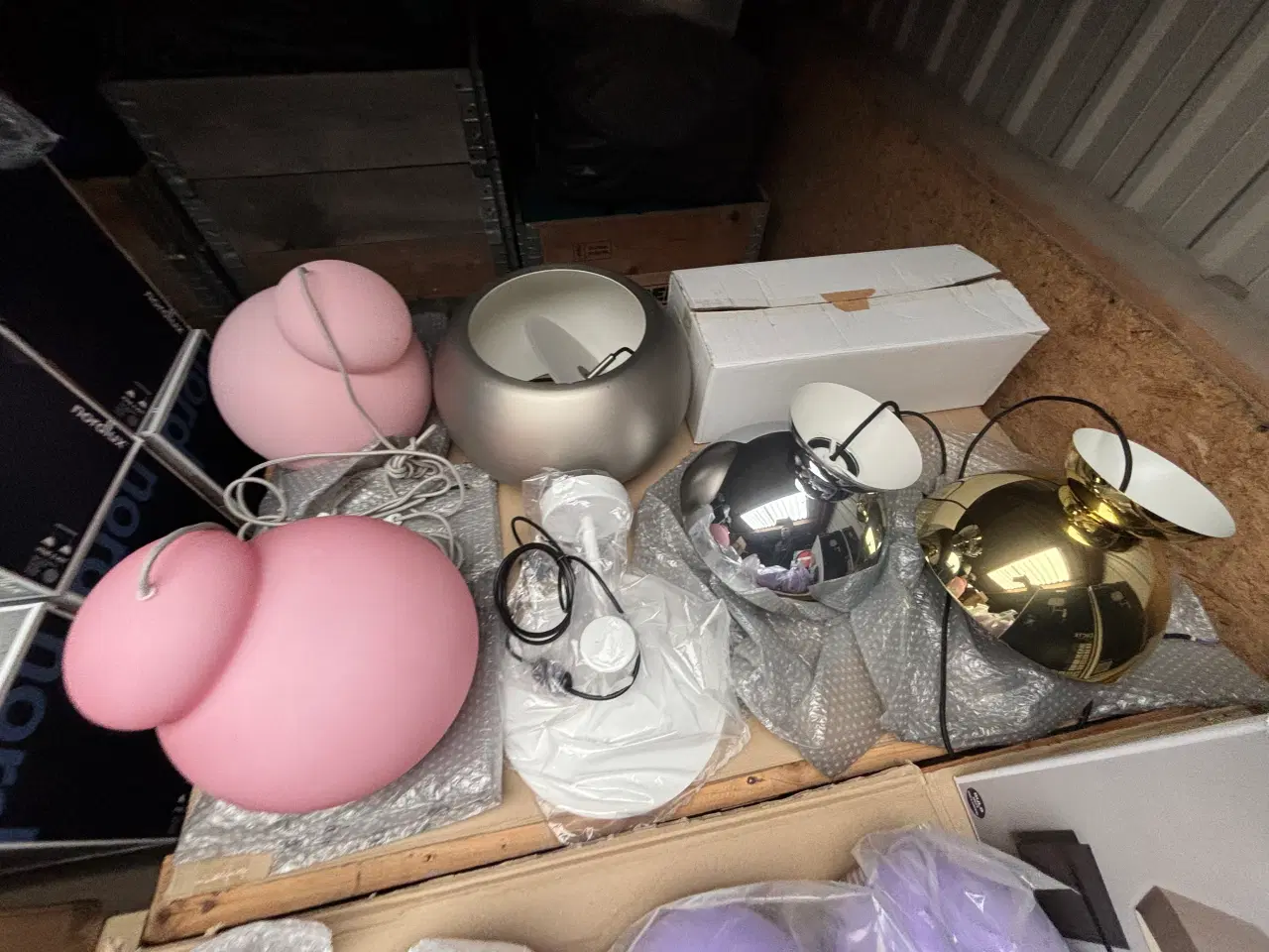 Billede 17 - Stort parti lamper - Evt bytte