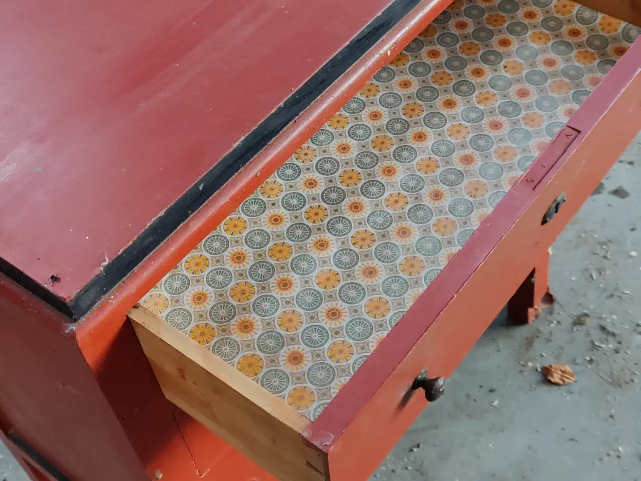 Billede 5 - Lille rød kommode