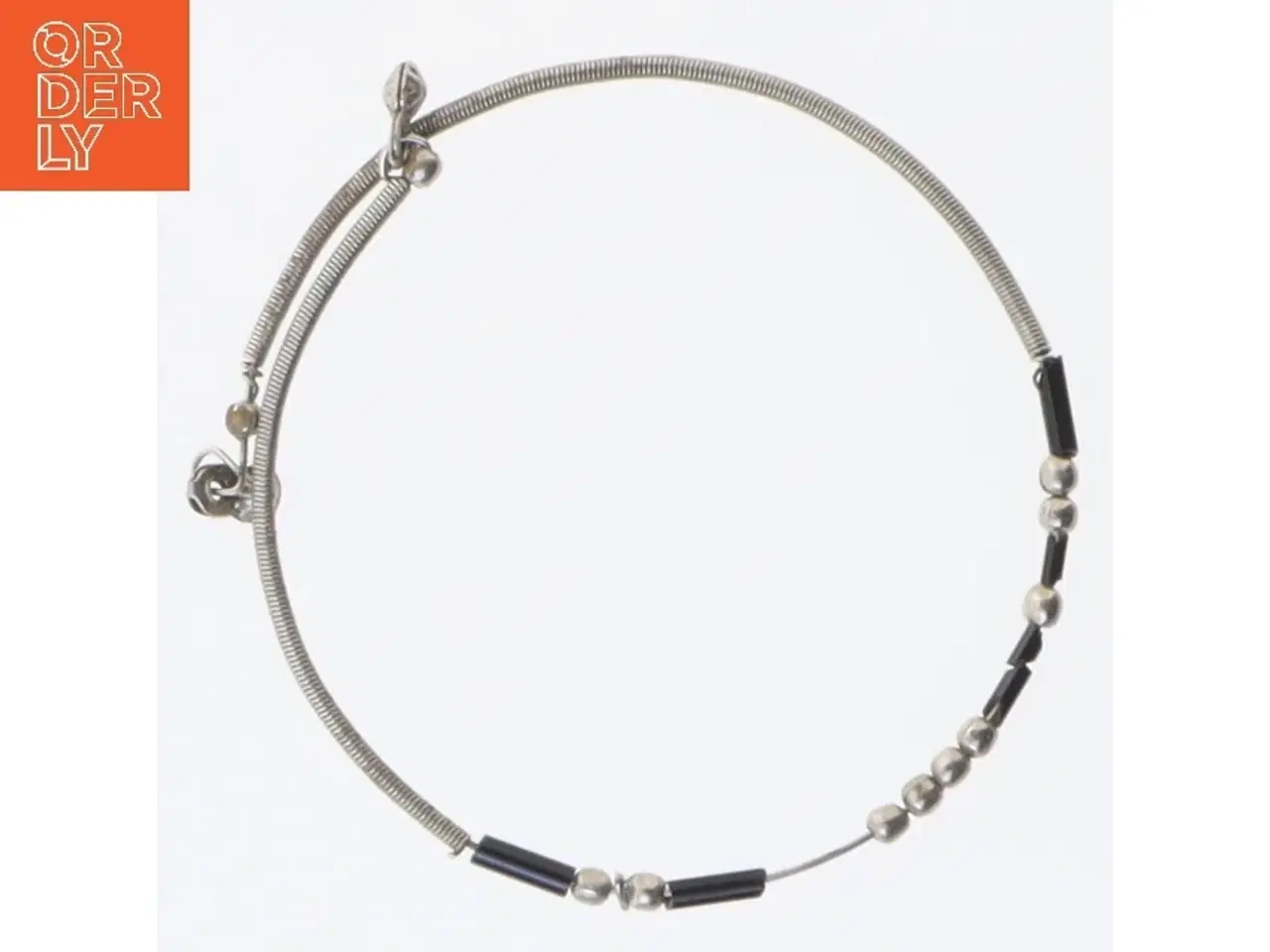 Billede 1 - Metal og læder armbånd (str. Ø 7 cm)