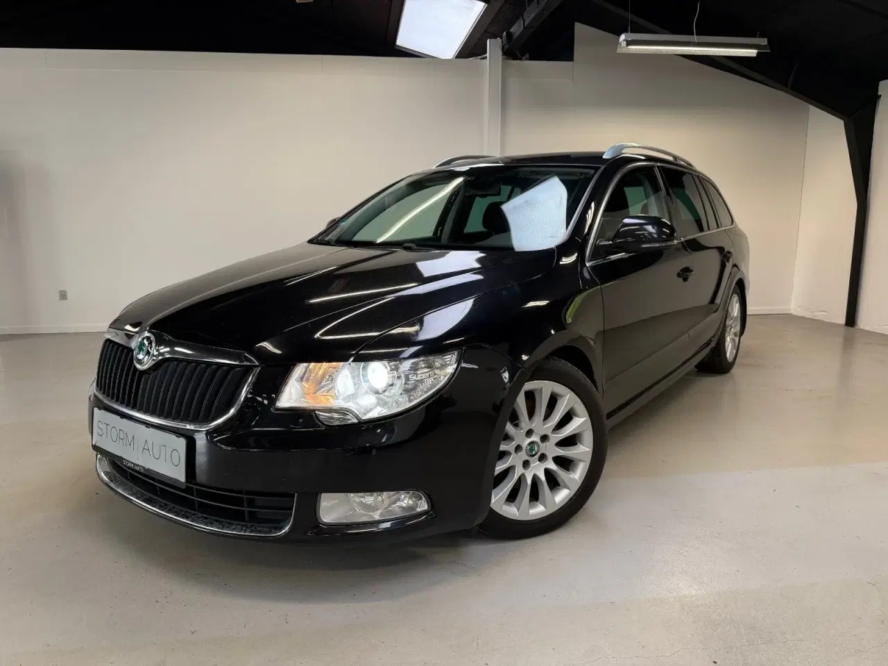 Billede 1 - Skoda Superb 2,0 TDi 140 Elegance Combi DSG