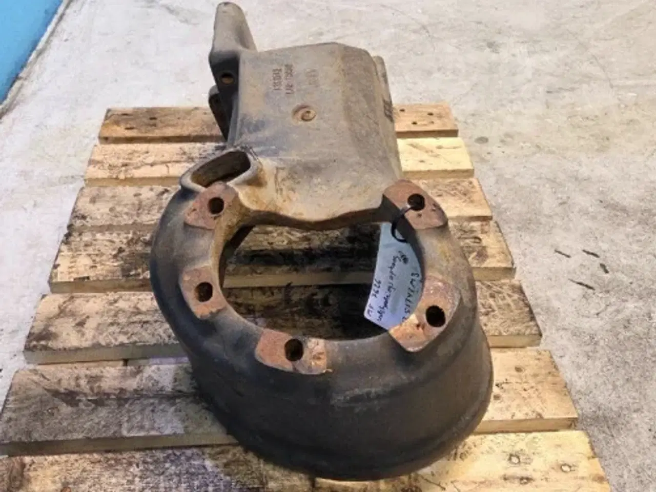 Billede 13 - Massey Ferguson 7626 Udstødningsophæng 4351742M3