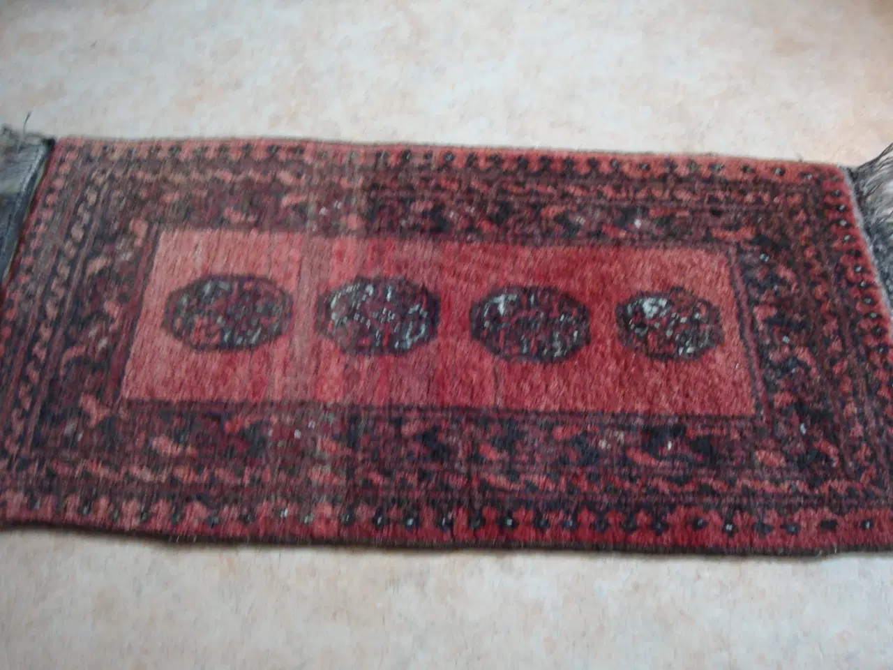 Billede 1 - ægte tæppe