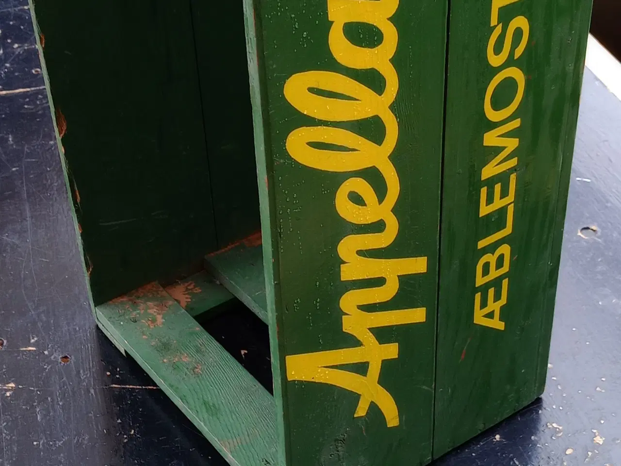 Billede 1 - Trækasser Apella æblemost