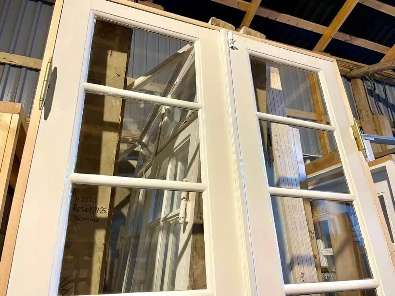 Billede 4 - Smal og høj dobbelt glasdør m. trukket glas