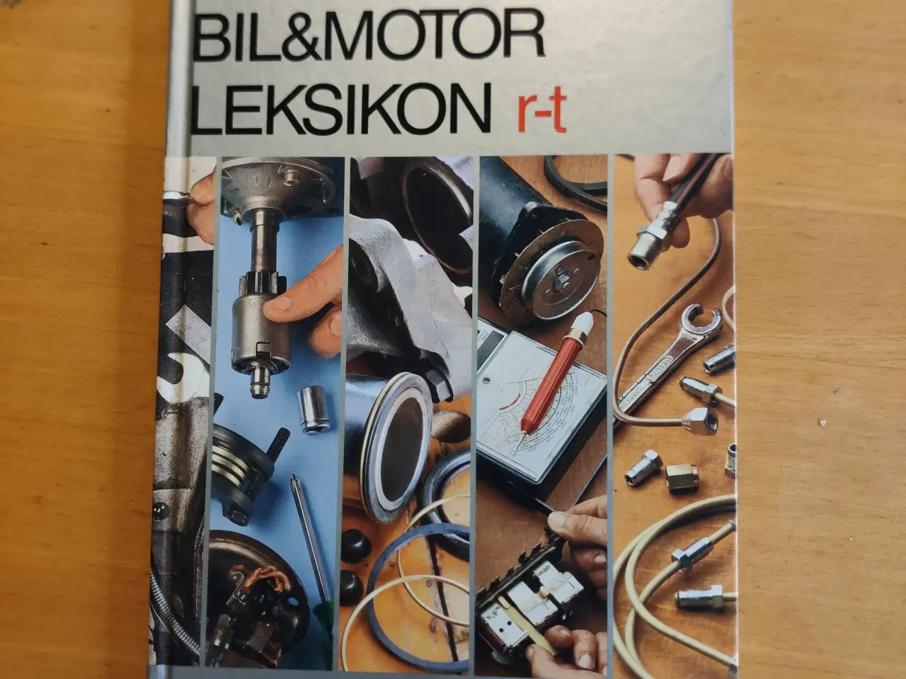 Billede 3 - Bil og motor leksikon 4 stk.