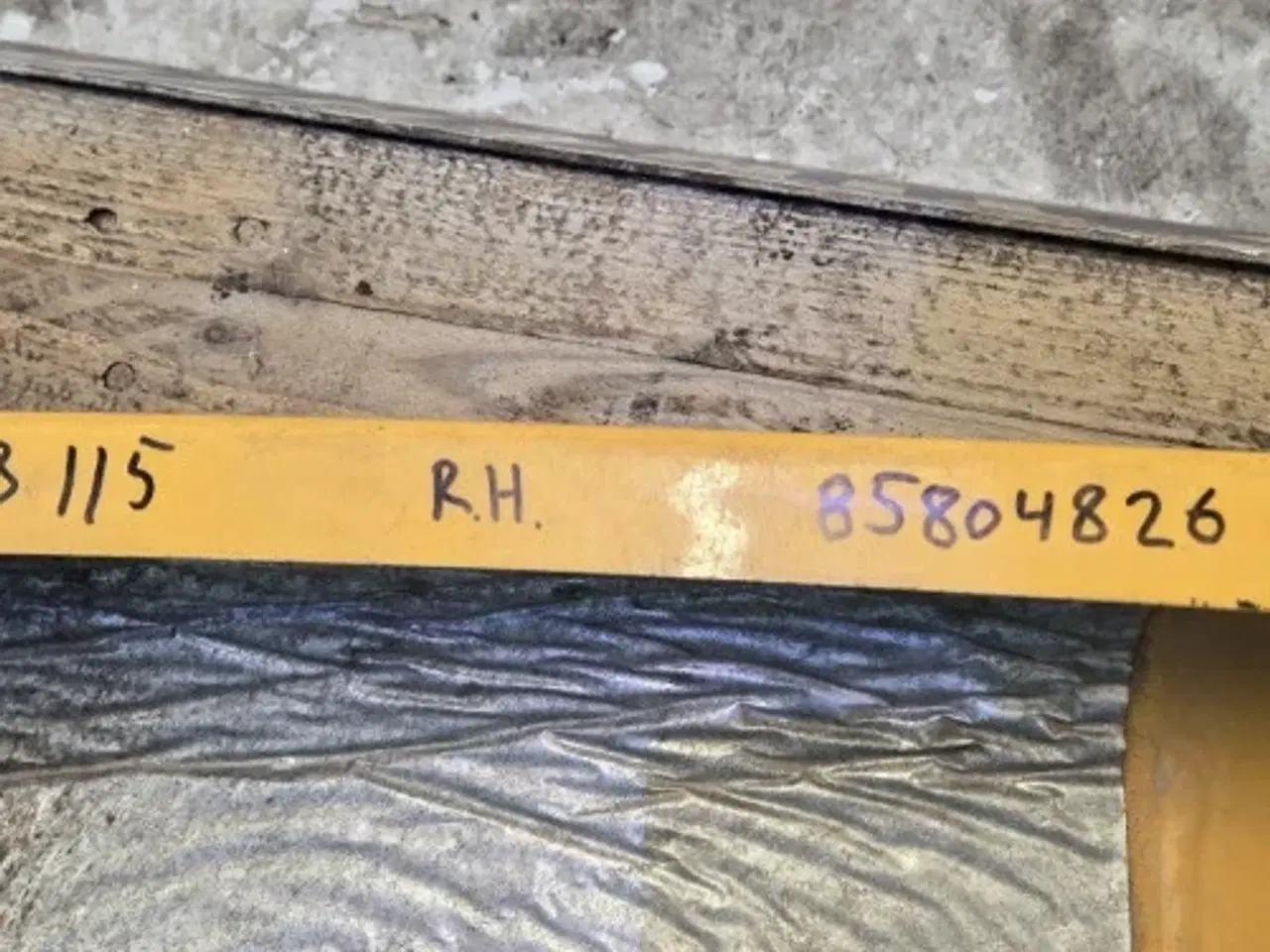 Billede 4 - New Holland LB115B Skærm R. 85804826