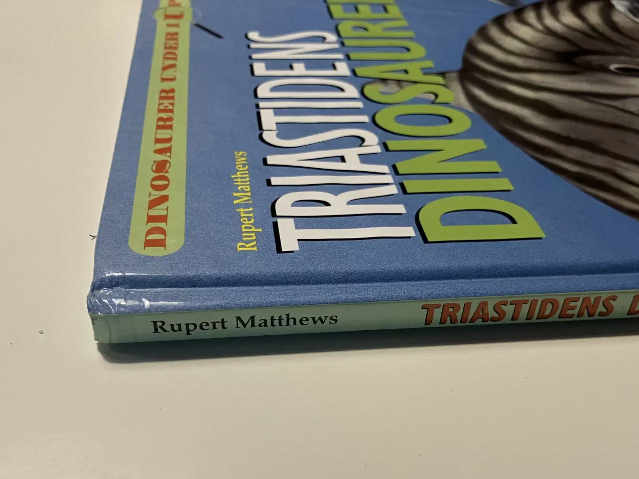 Billede 8 - Triastidens dinosaurer. Af Rupert Matthews