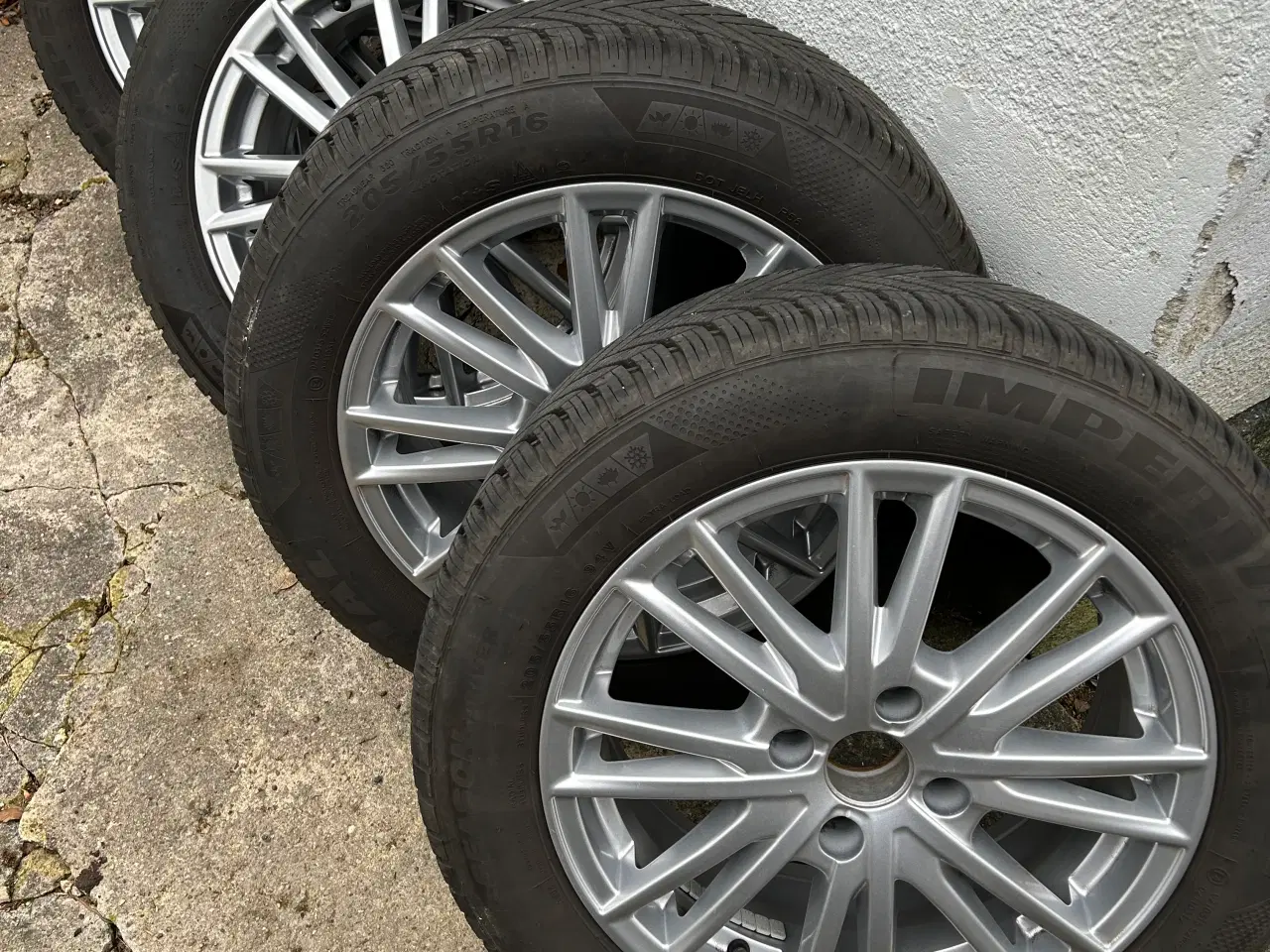 Billede 3 - Alu-fælge med helårsdæk