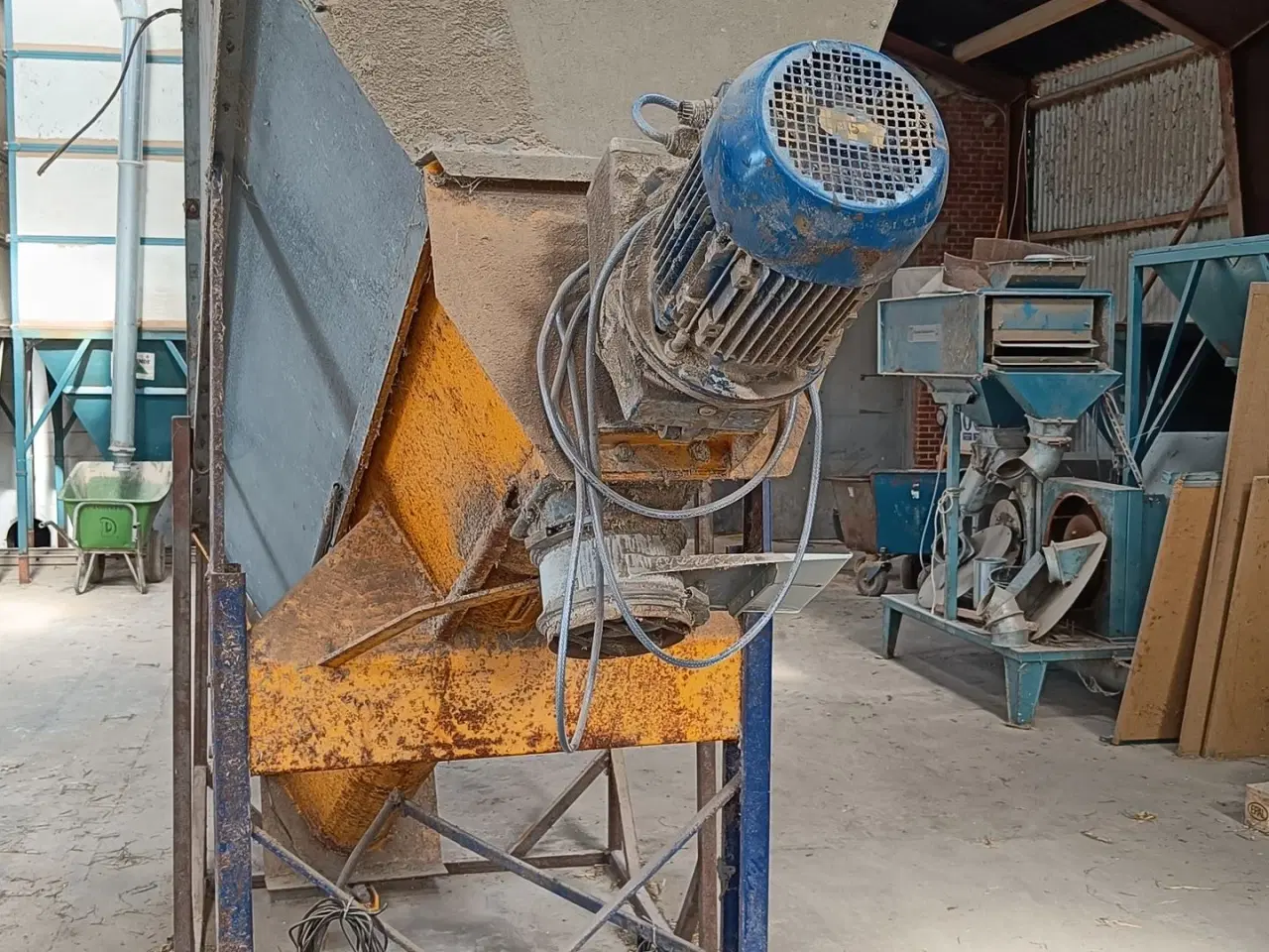 Billede 2 - Skiold Unimix foderblander  ca. 1000 kg