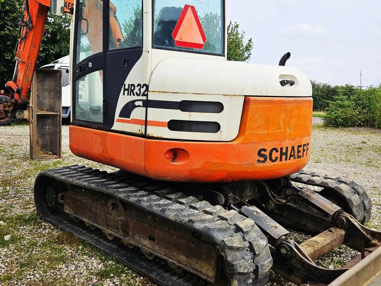 Billede 4 - Schaeff / 8 tons gravemaskine / compact tilt