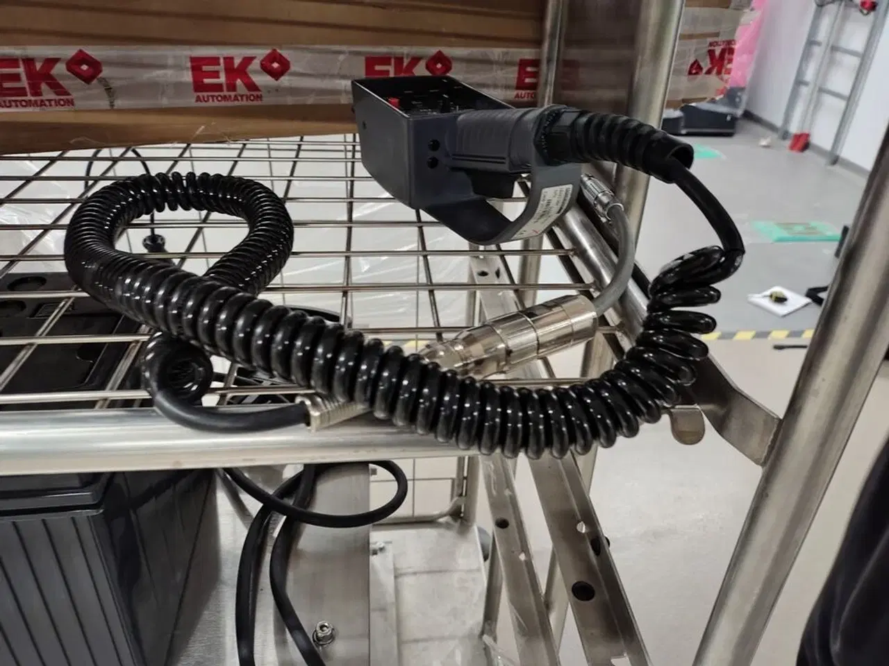 Billede 20 - Eleven Transport Robots and six chargers E&K AUTOMATION ECO L03