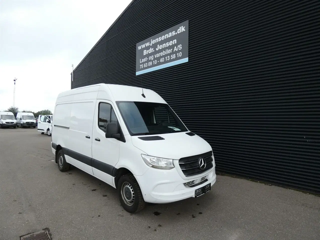 Billede 1 - Mercedes-Benz Sprinter 317 2,0 CDI A2 H2 RWD 9G-Tronic 170HK Van Aut.