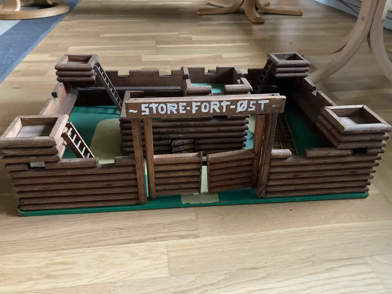 Billede 2 - Cowboyfort med cowboys og indianer
