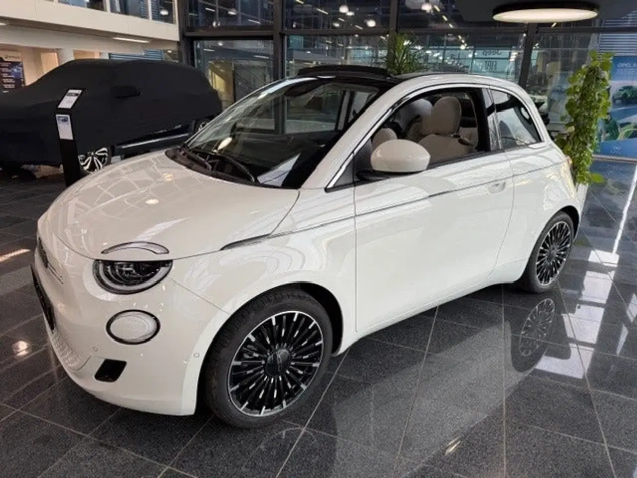 Billede 1 - Fiat 500e 42 Cold la Prima Cabrio