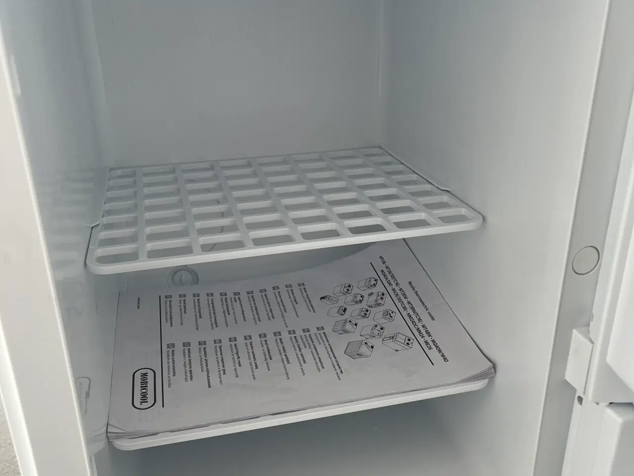 Billede 4 - Lille Køleskab