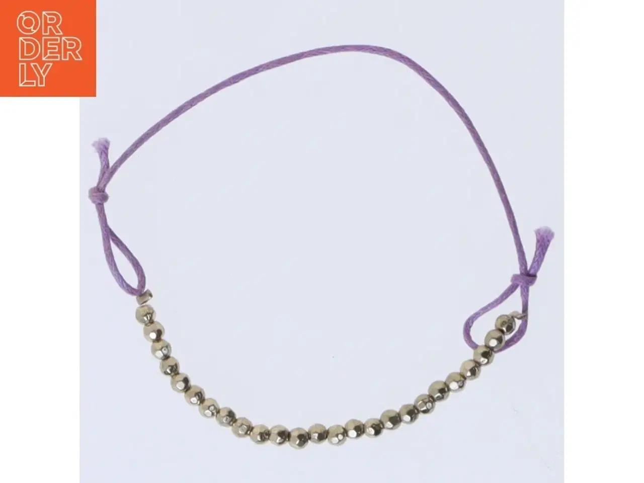 Billede 1 - Perlearmbånd med lilla snor (str. Ø 6,5 cm)