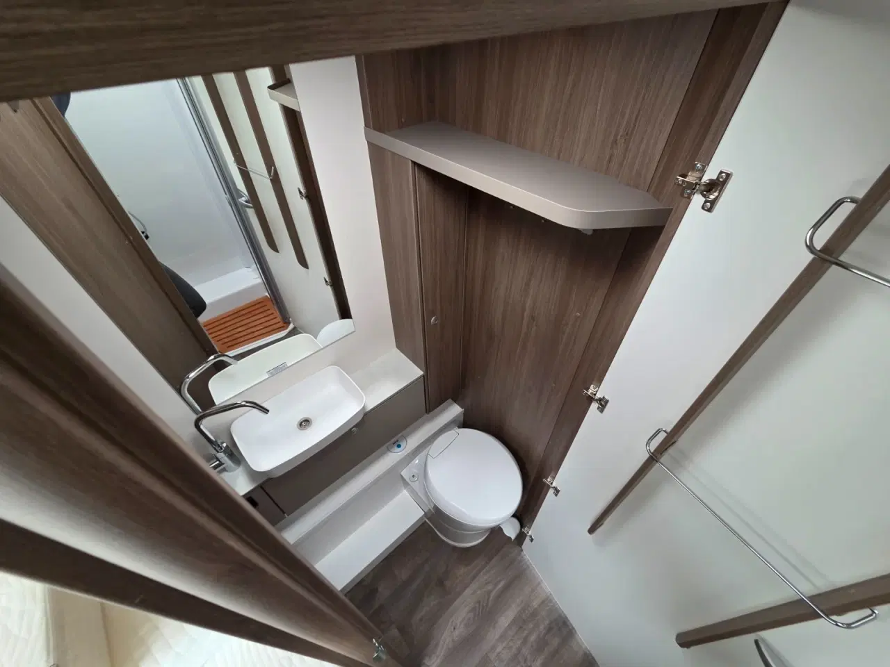 Billede 14 - Carado T457 PRO+ 2,0 JTD 140