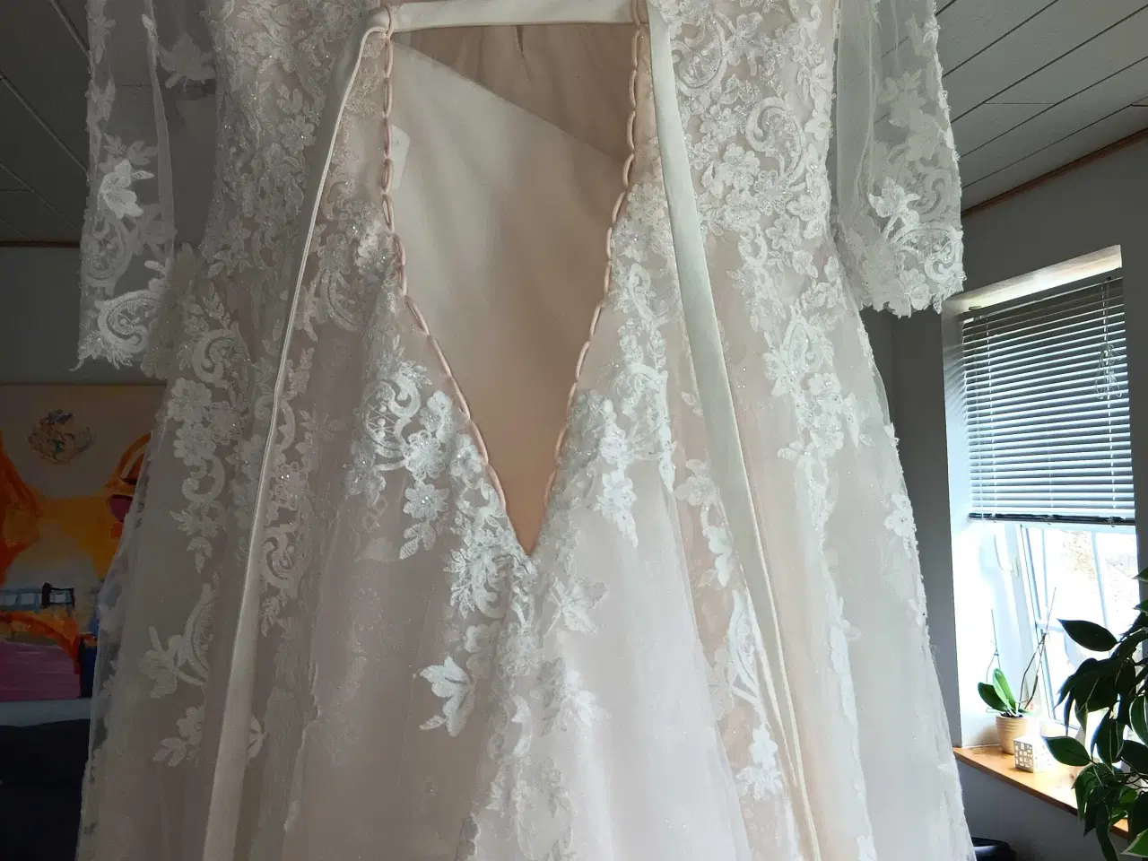 Billede 3 - Ny brudekjole 